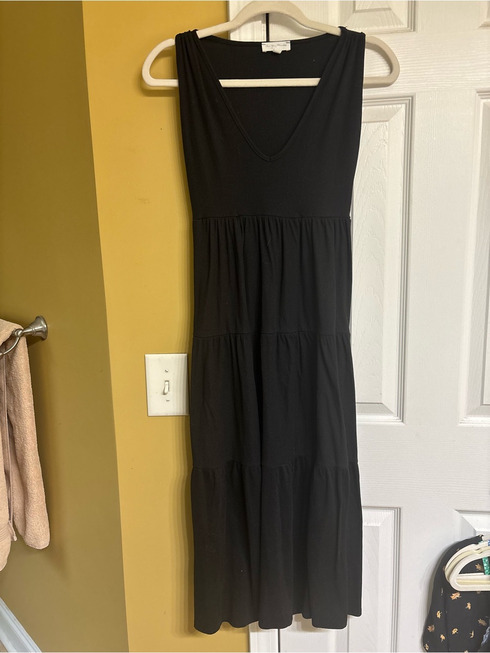 Set of 2 See You Monday Sleeveless V-Neck Tiered Maxi Dresses (black and blue)